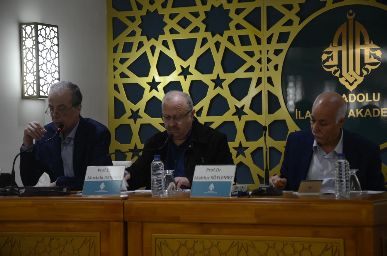 İlk Dönem İslam Toplumunun Anlaşılmasındaki Problemler